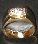 Code KJDRM GRN-7Gold 18 ktWeight 6.120 gmsDipc. 15Diamond 0.260 ct (3)Rs 9,200/-, click here to see large picture.