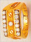 Code KJDRM 1107Gold 18 ktWeight 8 gmsDiamond 0.40 ct, click here to see large picture.