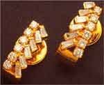 Code KJDT 1011Gold 18 ktWeight 7 gmsDiamond 0.50 ct, click here to see large picture.