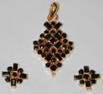 Code KJGJS 2722Blue Sapphire Pendent Set, click here to see large picture.